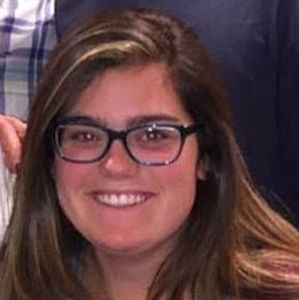 Meet your Posher, Courtney